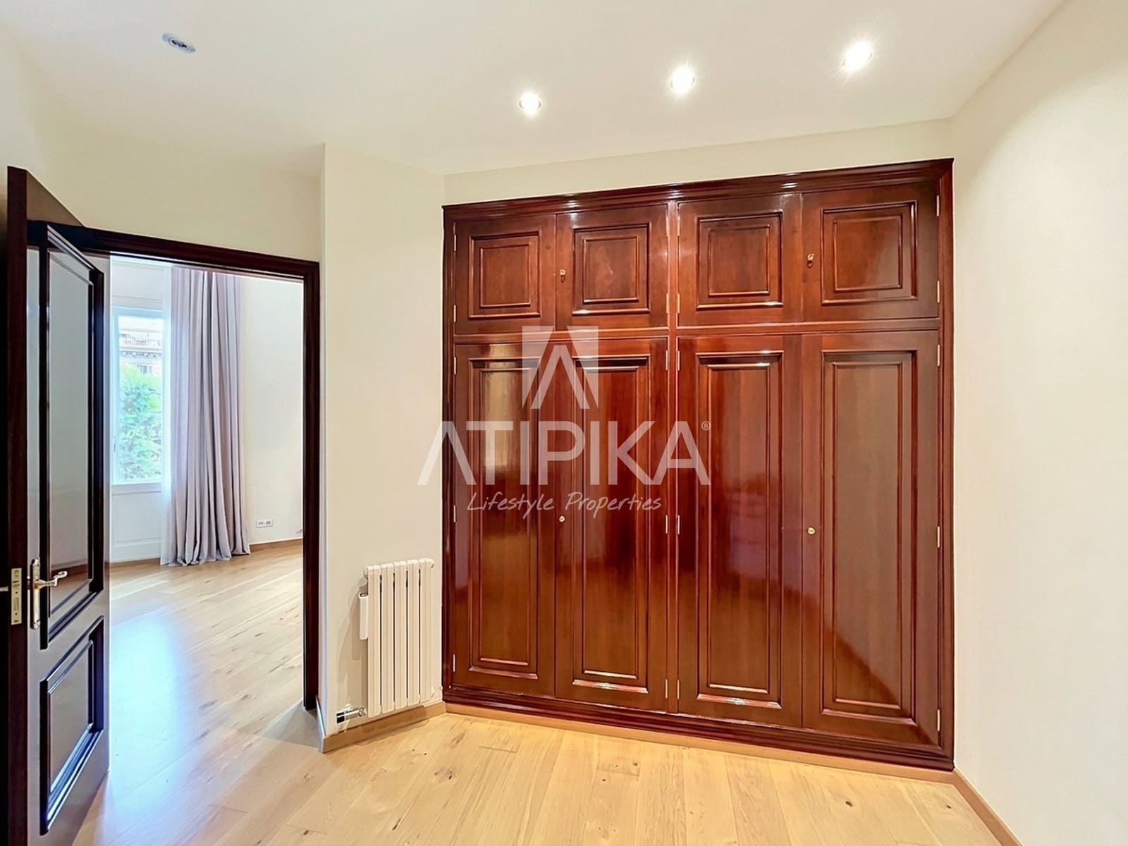 4 soverom Leilighet til salgs i Barcelona by med garasje - € 3 700 000 (Ref: 9941305)