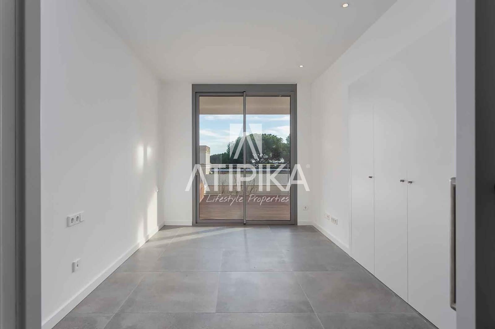 3 soveværelse Lejlighed til salg i Salou med swimmingpool - € 850.000 (Ref: 9941306)