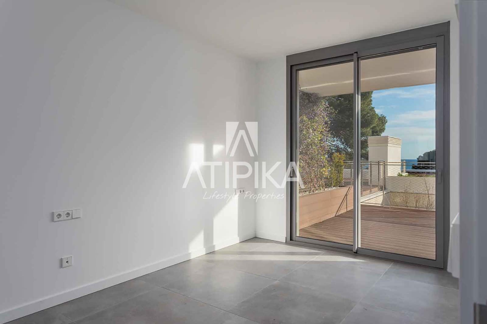 3 soveværelse Lejlighed til salg i Salou med swimmingpool - € 850.000 (Ref: 9941306)