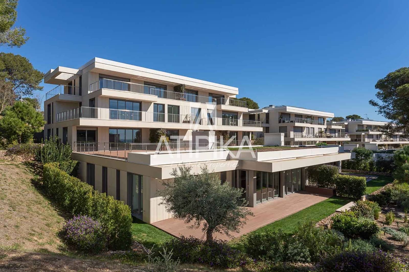 3 soveværelse Lejlighed til salg i Salou med swimmingpool - € 850.000 (Ref: 9941306)