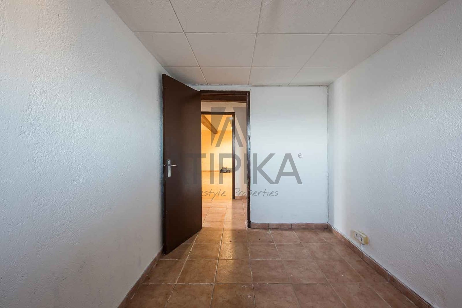 12 soveværelse Finca/Landehus til salg i Sant Marti Sarroca - € 1.050.000 (Ref: 9941307)