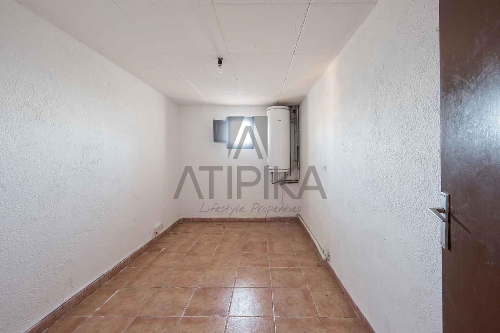 12 soveværelse Finca/Landehus til salg i Sant Marti Sarroca - € 1.050.000 (Ref: 9941307)