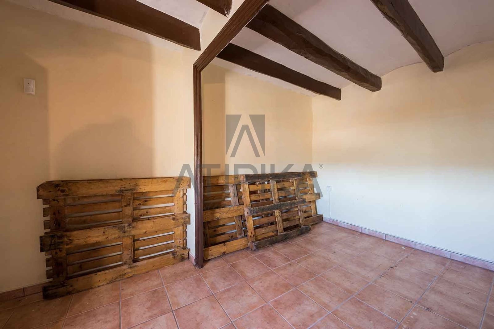 12 soveværelse Finca/Landehus til salg i Sant Marti Sarroca - € 1.050.000 (Ref: 9941307)