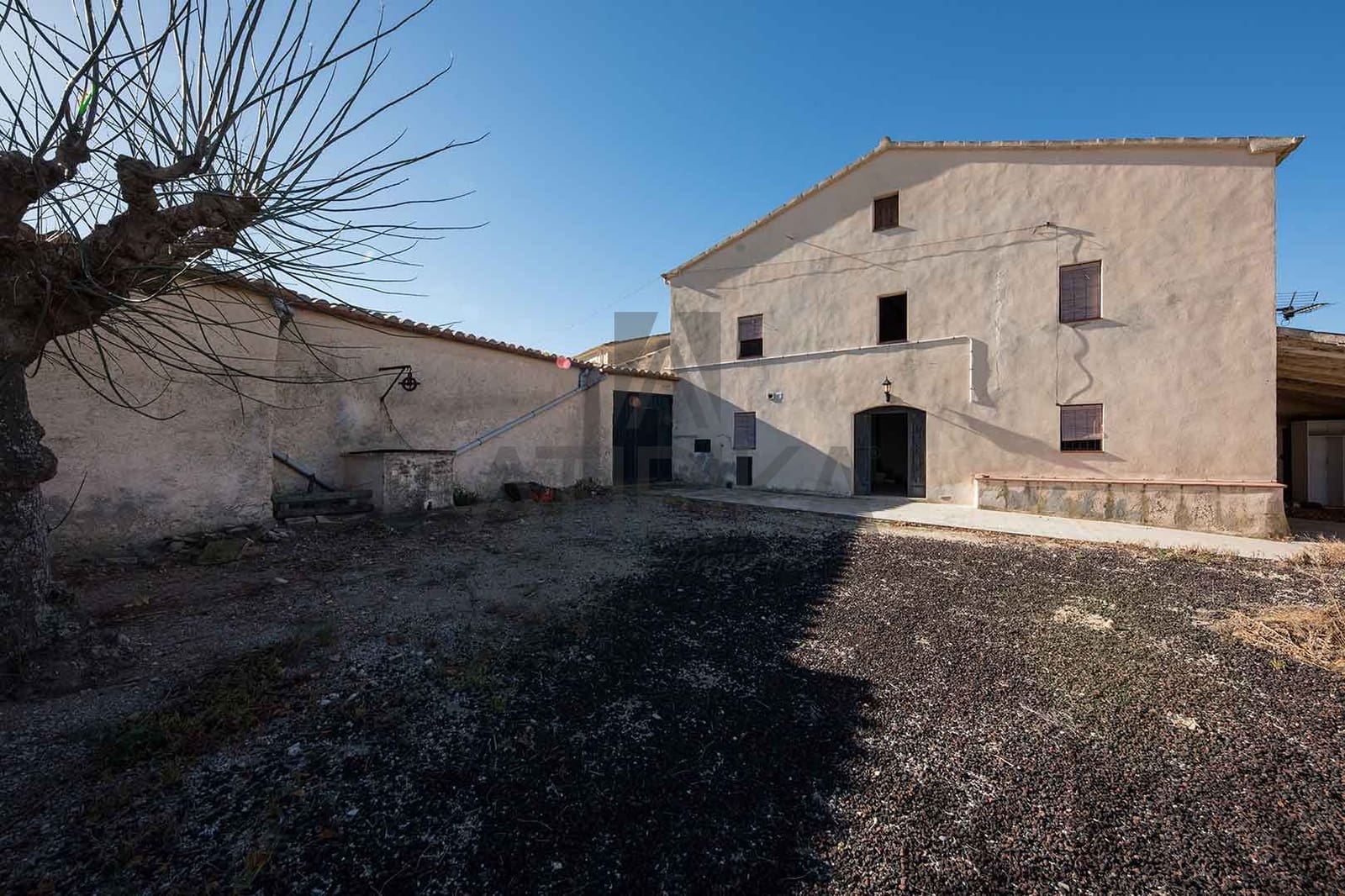 12 soveværelse Finca/Landehus til salg i Sant Marti Sarroca - € 1.050.000 (Ref: 9941307)