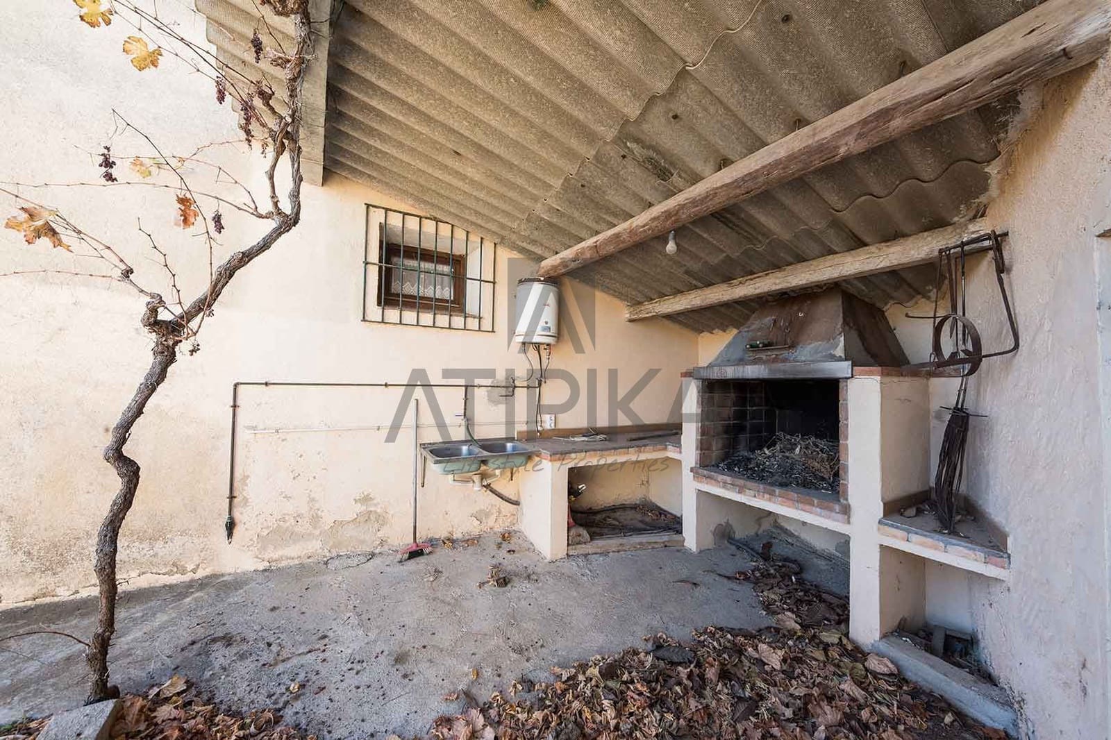 12 soveværelse Finca/Landehus til salg i Sant Marti Sarroca - € 1.050.000 (Ref: 9941307)