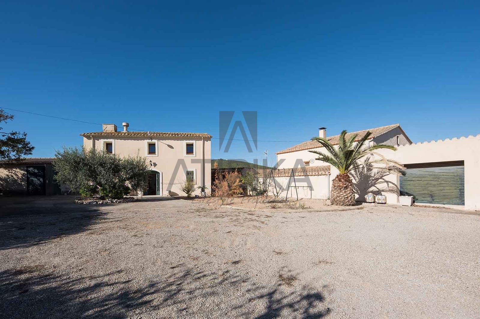 12 soveværelse Finca/Landehus til salg i Sant Marti Sarroca - € 1.050.000 (Ref: 9941307)