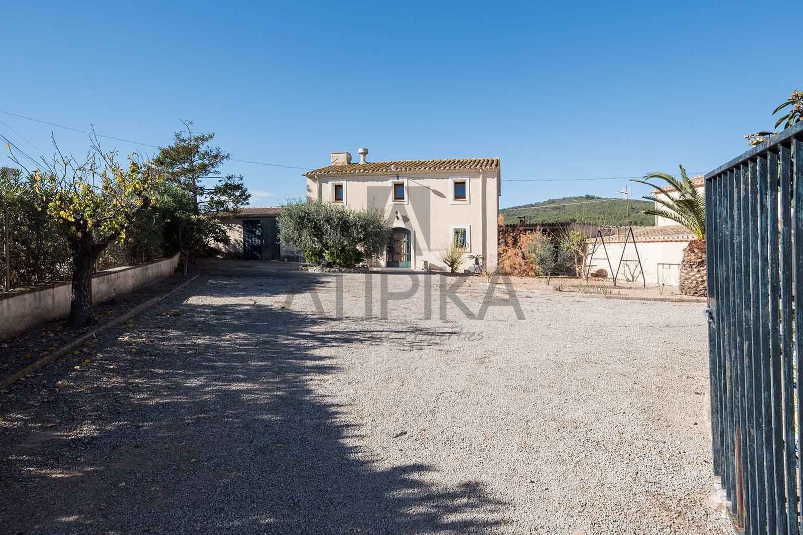 12 soveværelse Finca/Landehus til salg i Sant Marti Sarroca - € 1.050.000 (Ref: 9941307)