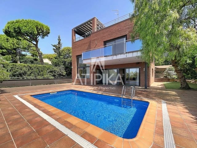 5 makuuhuone Huvila myytävänä paikassa Castelldefels mukana uima-altaan - 1 650 000 € (Ref: 9941310)