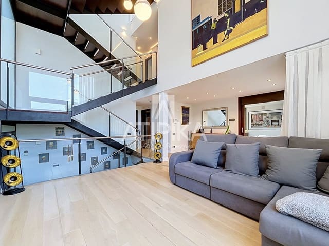 5 makuuhuone Huvila myytävänä paikassa Castelldefels mukana uima-altaan - 1 650 000 € (Ref: 9941310)