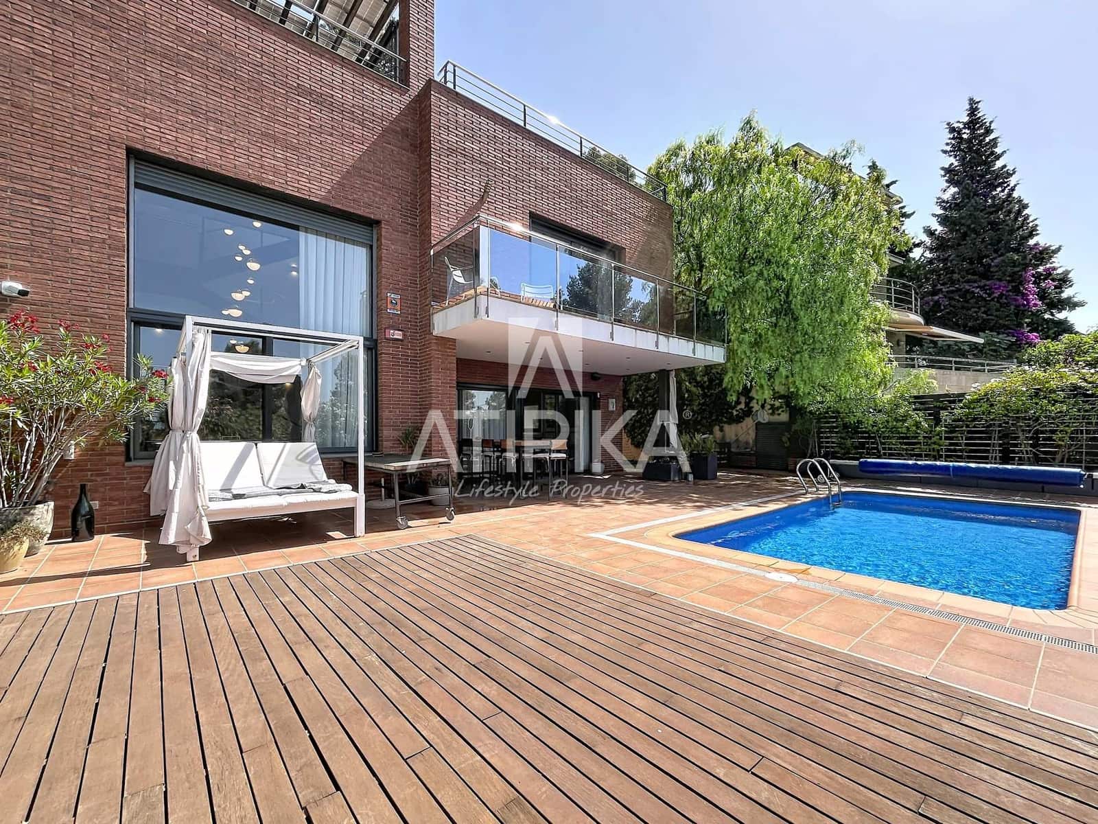 5 makuuhuone Huvila myytävänä paikassa Castelldefels mukana uima-altaan - 1 650 000 € (Ref: 9941310)