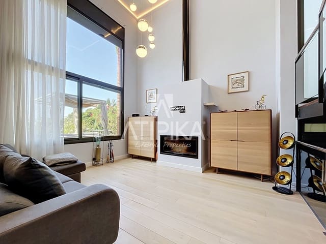 5 makuuhuone Huvila myytävänä paikassa Castelldefels mukana uima-altaan - 1 650 000 € (Ref: 9941310)