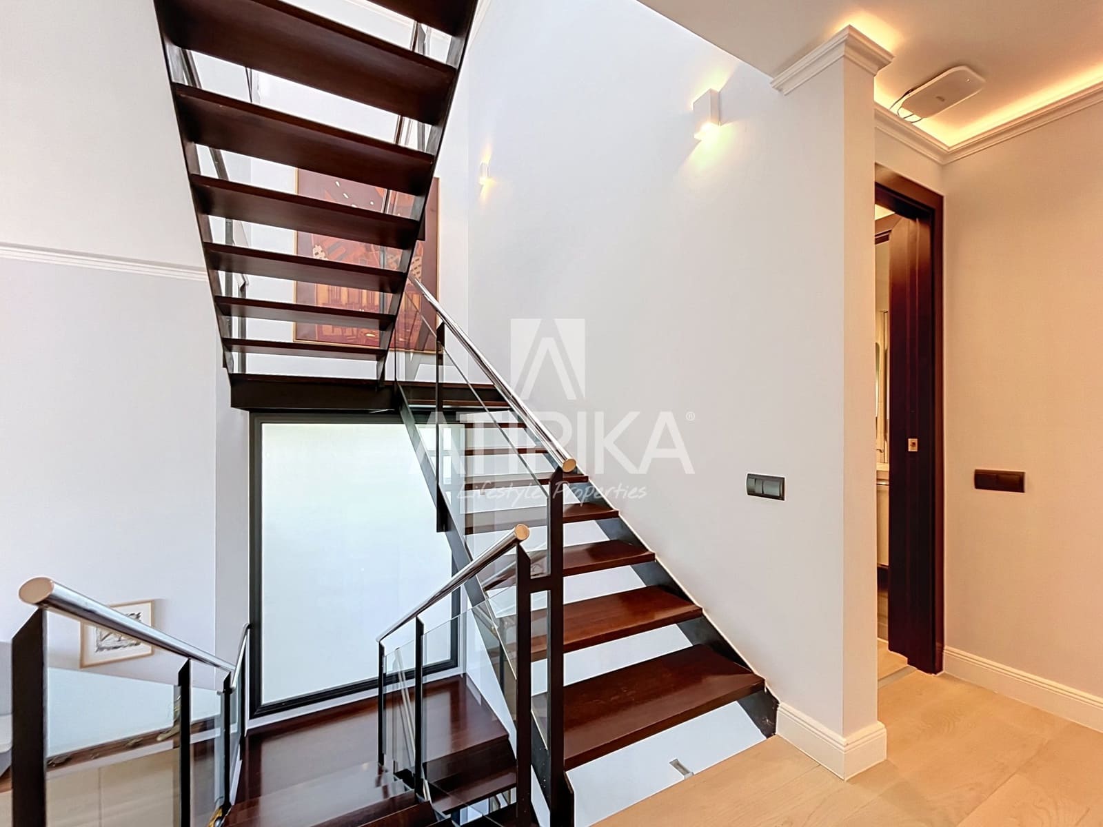 5 makuuhuone Huvila myytävänä paikassa Castelldefels mukana uima-altaan - 1 650 000 € (Ref: 9941310)