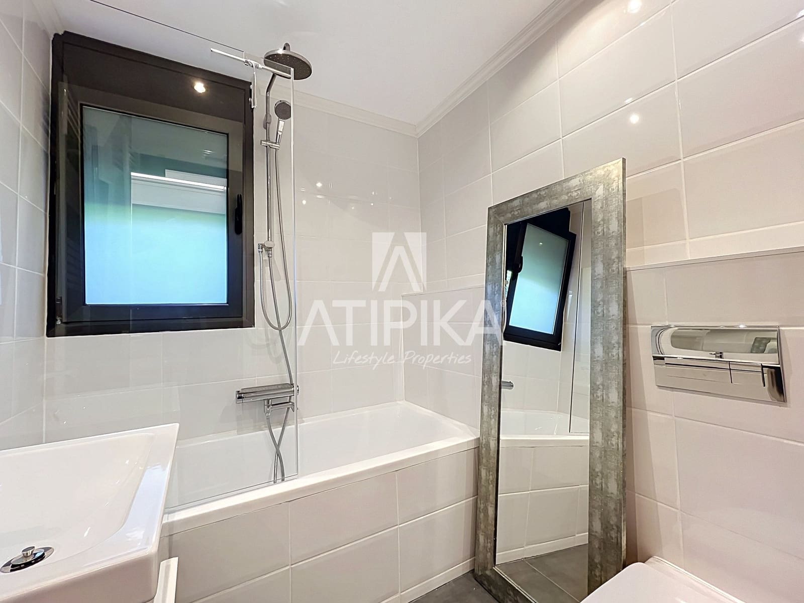 5 makuuhuone Huvila myytävänä paikassa Castelldefels mukana uima-altaan - 1 650 000 € (Ref: 9941310)