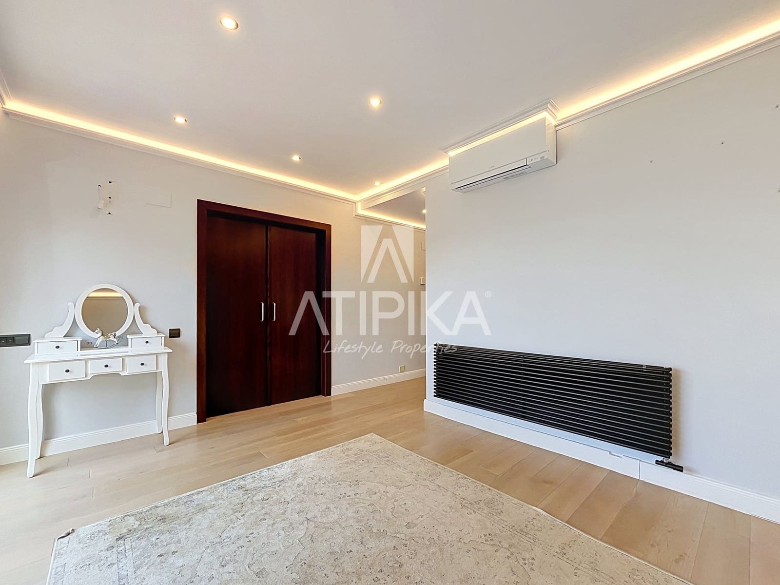 5 makuuhuone Huvila myytävänä paikassa Castelldefels mukana uima-altaan - 1 650 000 € (Ref: 9941310)