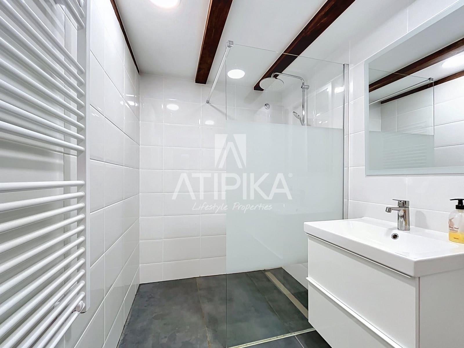 5 makuuhuone Huvila myytävänä paikassa Castelldefels mukana uima-altaan - 1 650 000 € (Ref: 9941310)