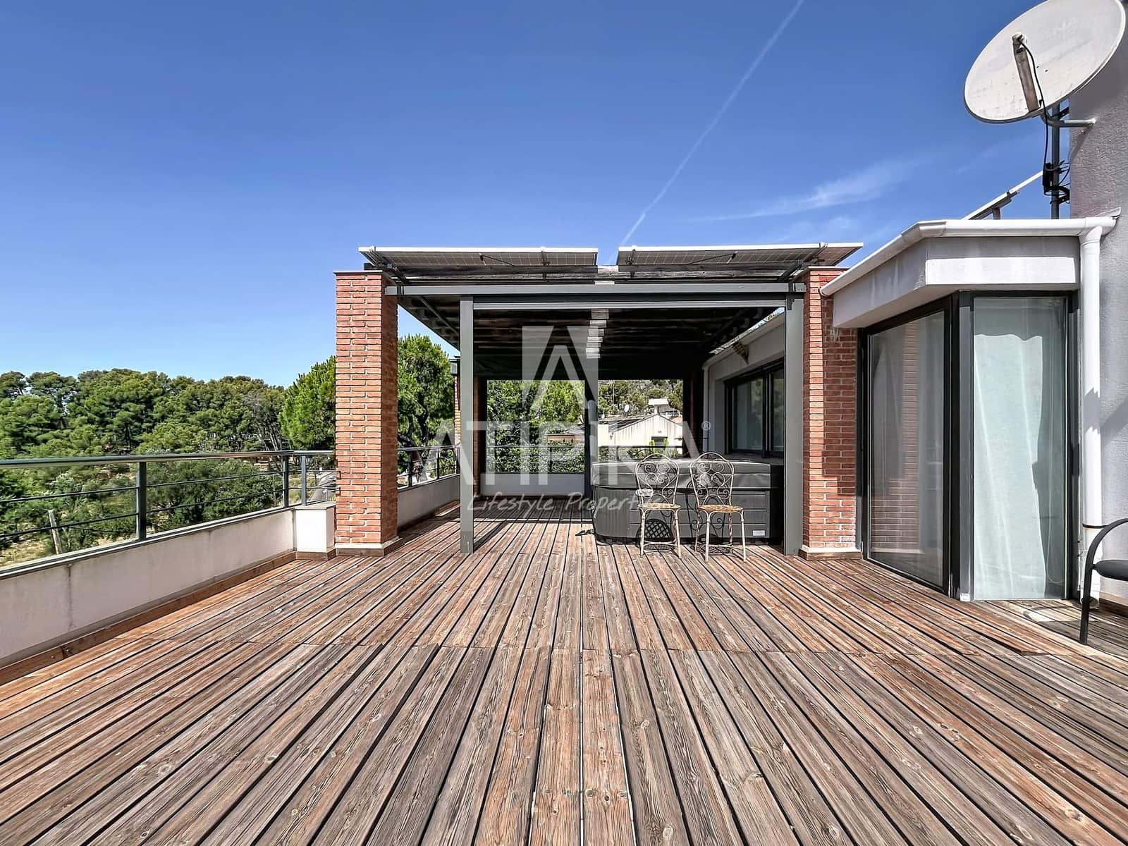 5 makuuhuone Huvila myytävänä paikassa Castelldefels mukana uima-altaan - 1 650 000 € (Ref: 9941310)