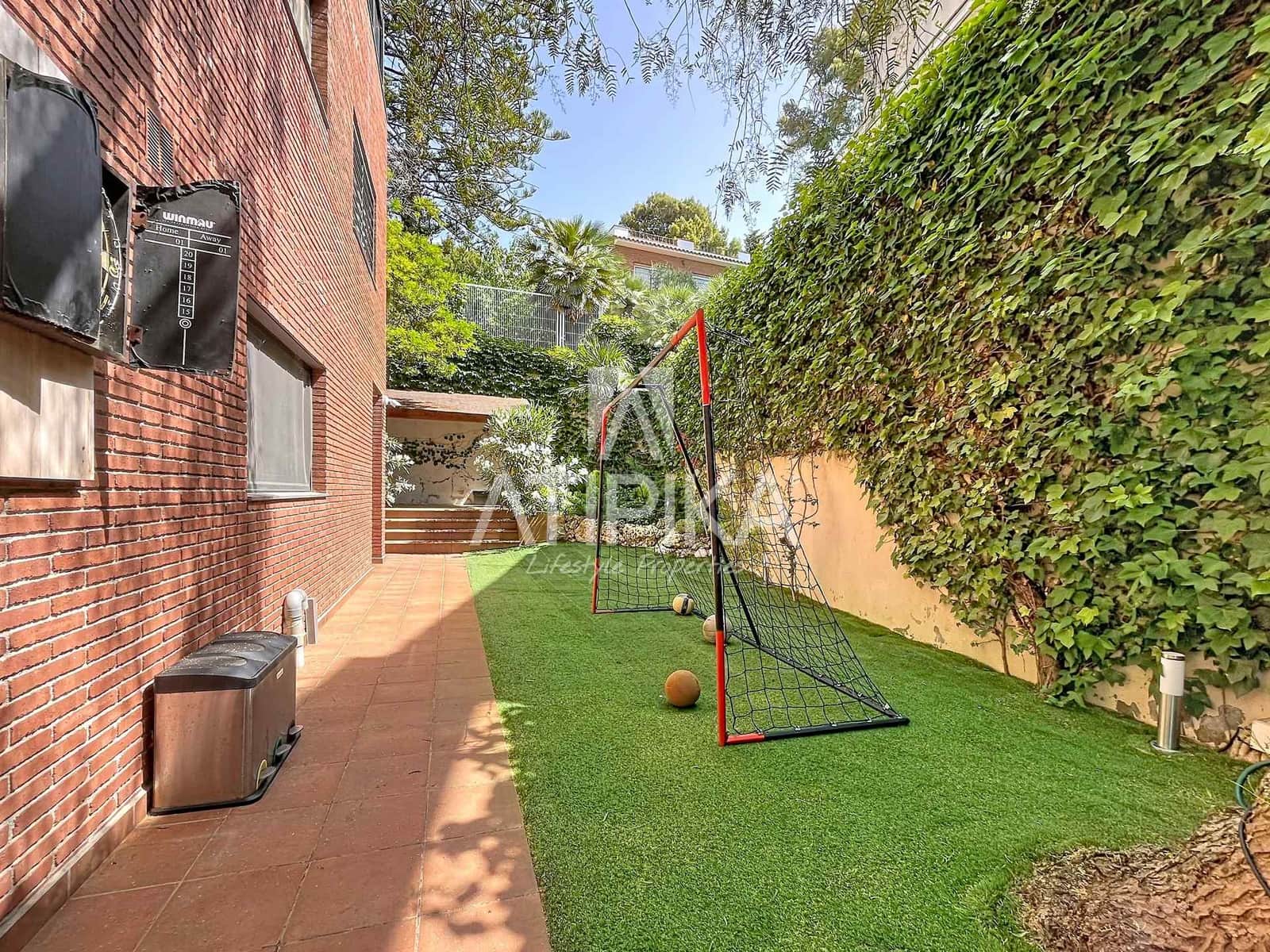 5 makuuhuone Huvila myytävänä paikassa Castelldefels mukana uima-altaan - 1 650 000 € (Ref: 9941310)