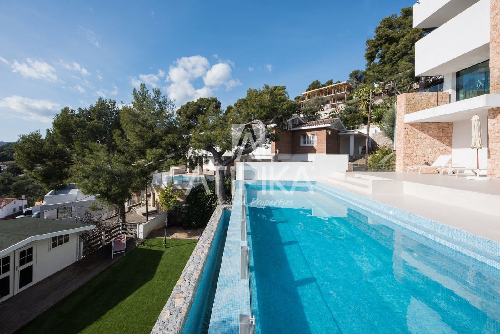 6 sovrum Villa till salu i Castelldefels med pool - 3 600 000 € (Ref: 9941313)