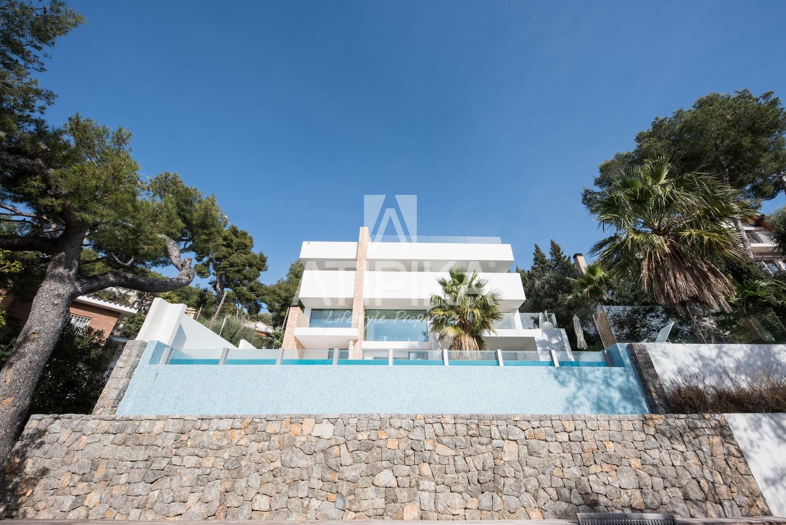 6 sovrum Villa till salu i Castelldefels med pool - 3 600 000 € (Ref: 9941313)