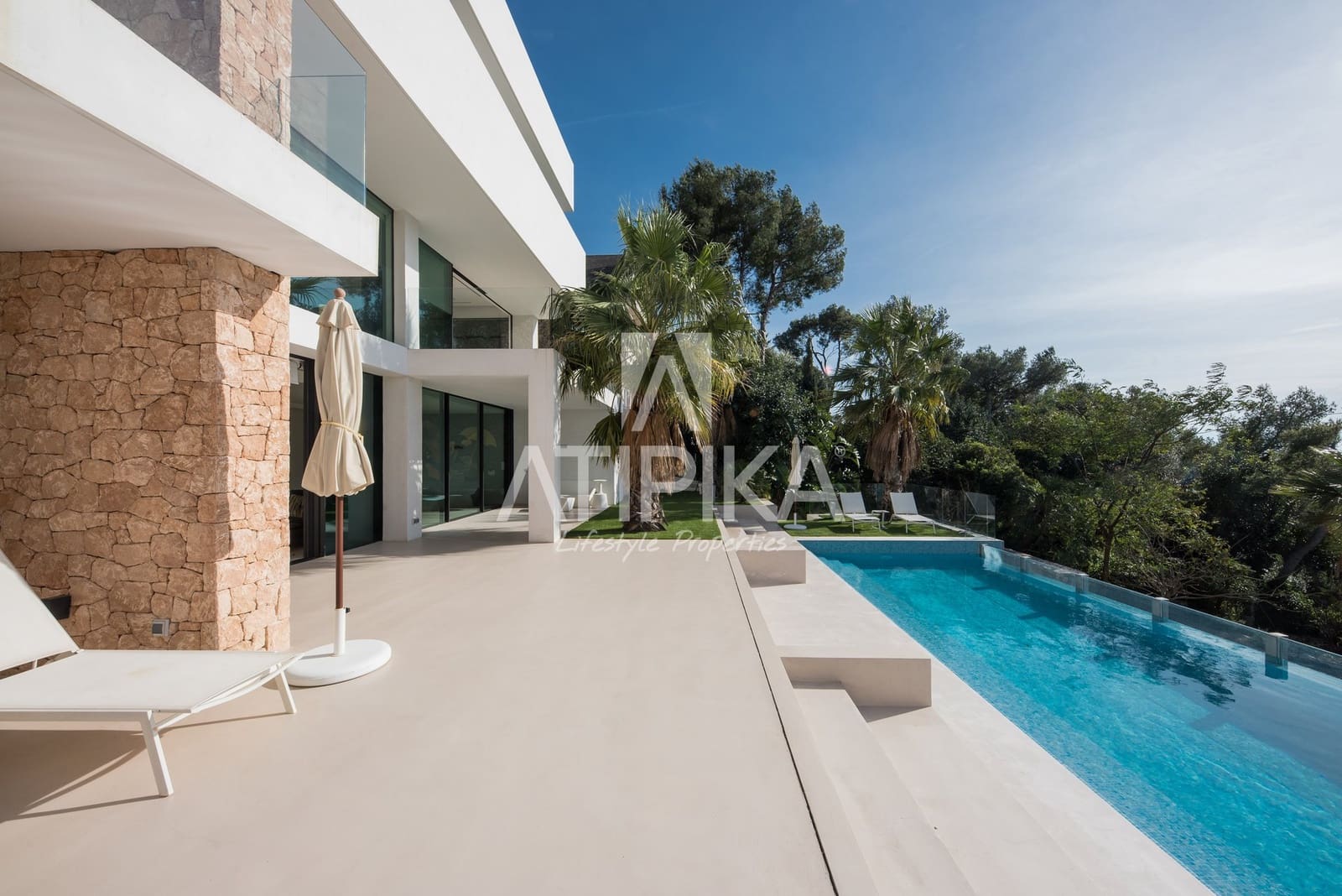 6 sovrum Villa till salu i Castelldefels med pool - 3 600 000 € (Ref: 9941313)