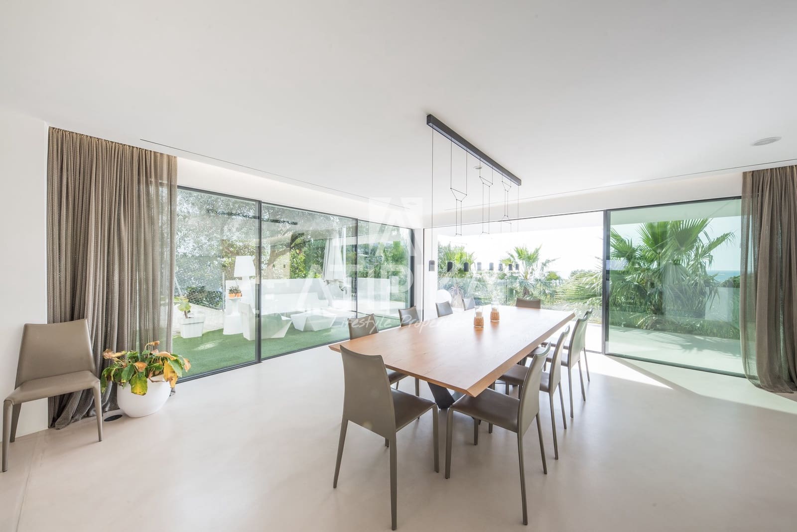 6 sovrum Villa till salu i Castelldefels med pool - 3 600 000 € (Ref: 9941313)