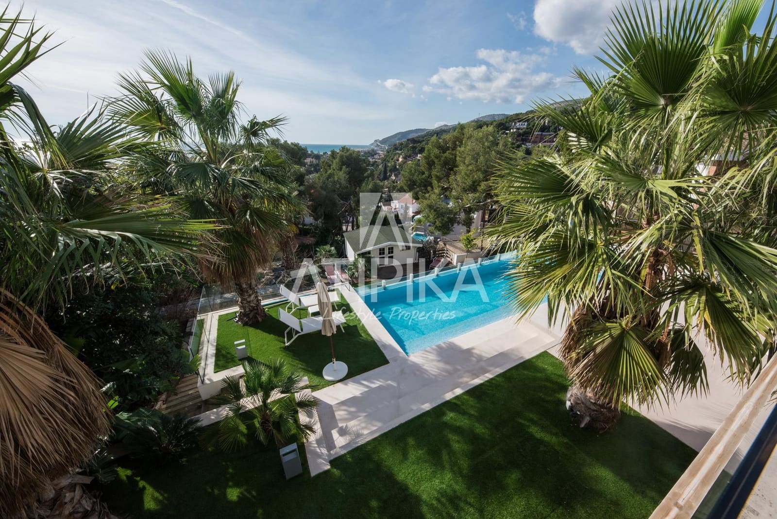 6 sovrum Villa till salu i Castelldefels med pool - 3 600 000 € (Ref: 9941313)