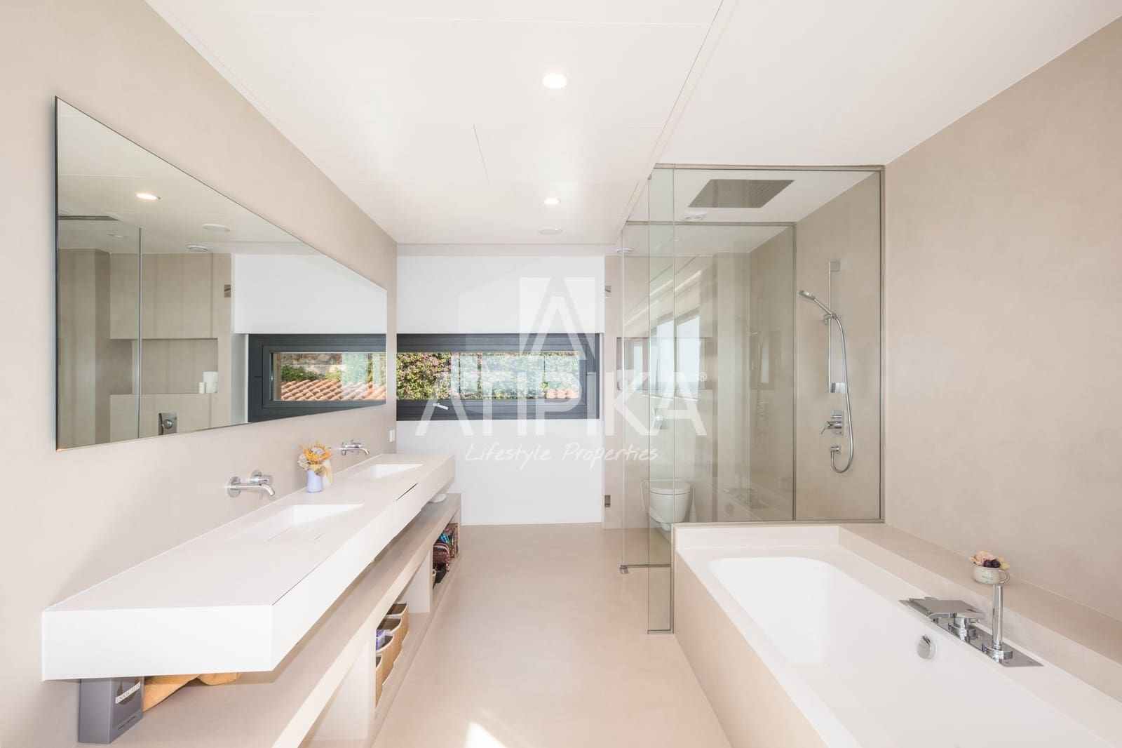 6 sovrum Villa till salu i Castelldefels med pool - 3 600 000 € (Ref: 9941313)