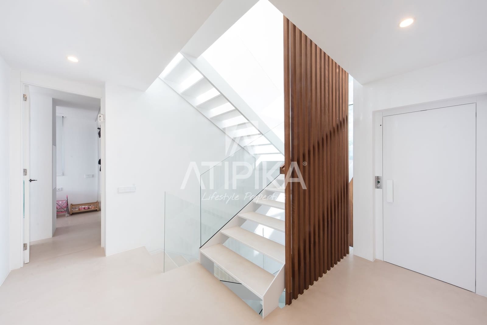 6 sovrum Villa till salu i Castelldefels med pool - 3 600 000 € (Ref: 9941313)