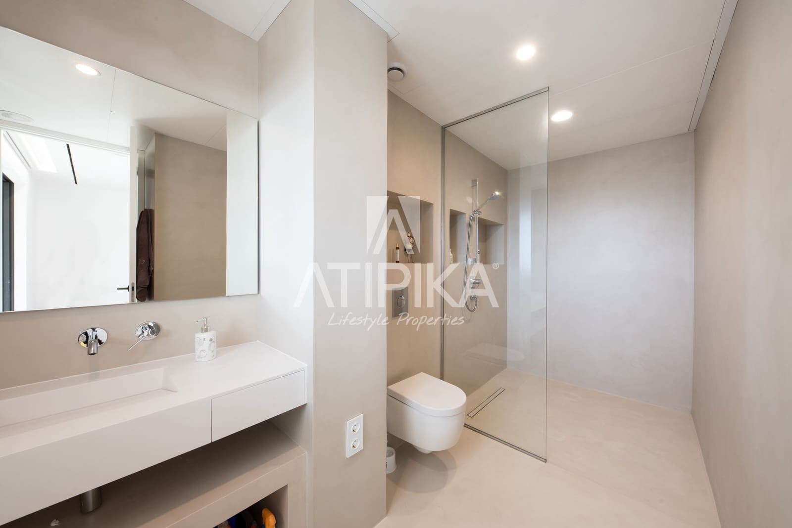 6 sovrum Villa till salu i Castelldefels med pool - 3 600 000 € (Ref: 9941313)