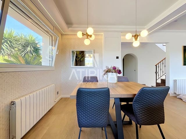 5 soverom Villa til salgs i Sant Pere de Ribes med svømmebasseng - € 897 000 (Ref: 9941314)