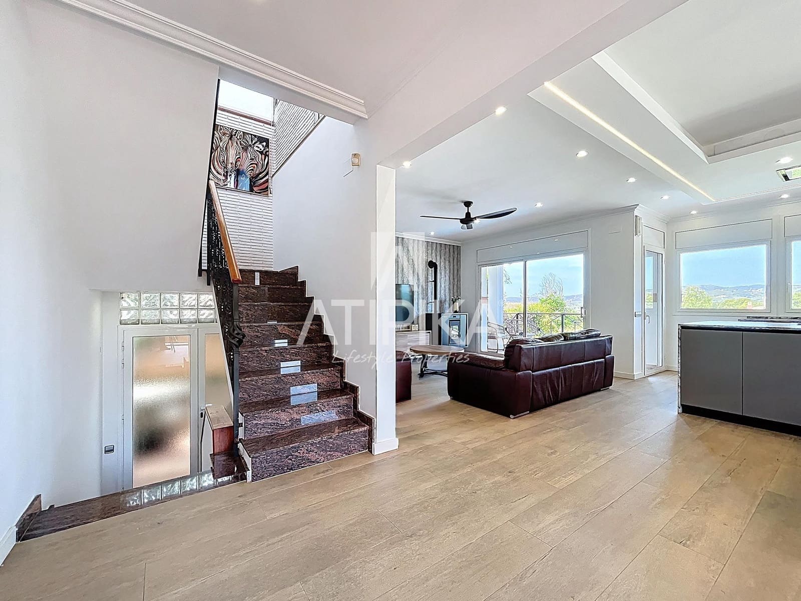 5 soverom Villa til salgs i Sant Pere de Ribes med svømmebasseng - € 897 000 (Ref: 9941314)