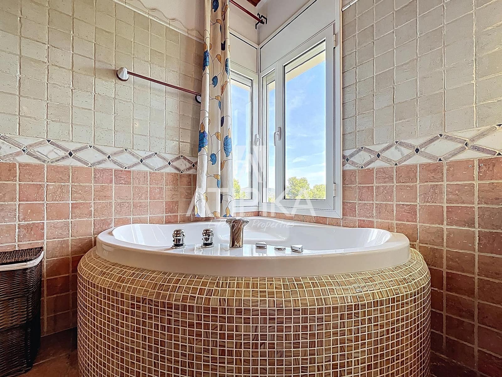 5 soverom Villa til salgs i Sant Pere de Ribes med svømmebasseng - € 897 000 (Ref: 9941314)