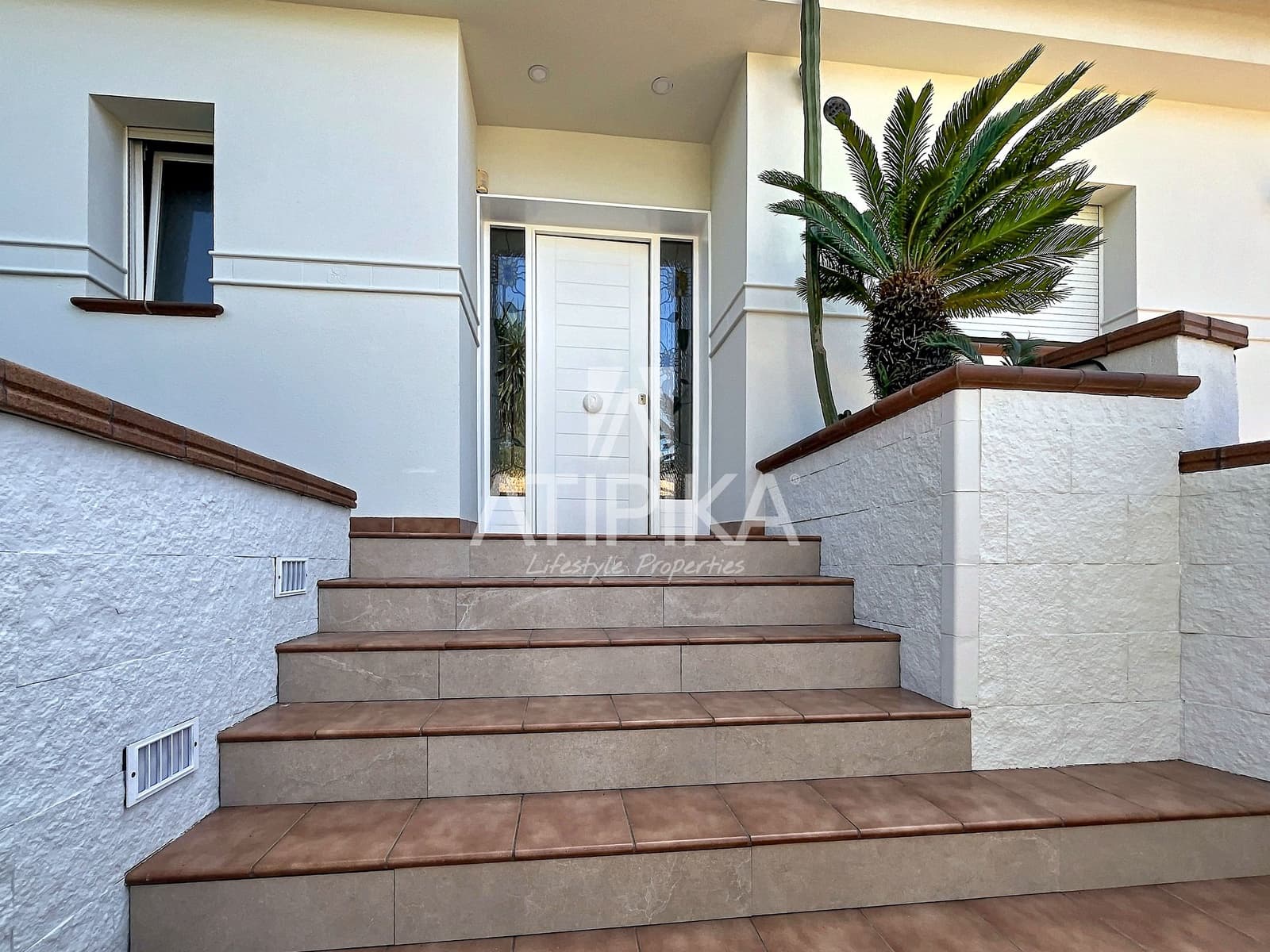 5 soverom Villa til salgs i Sant Pere de Ribes med svømmebasseng - € 897 000 (Ref: 9941314)
