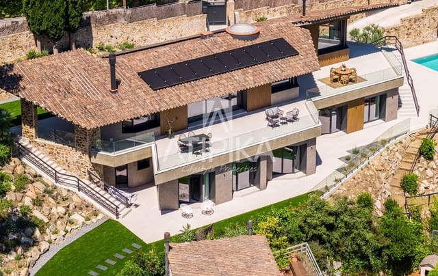 5 sovrum Villa till salu i Premià de Dalt med pool - 2 980 000 € (Ref: 9941315)