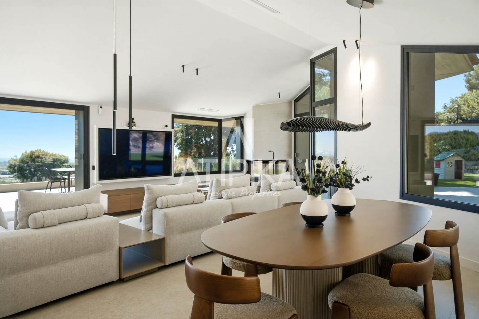 5 sovrum Villa till salu i Premia de Dalt med pool - 2 980 000 € (Ref: 9941315)