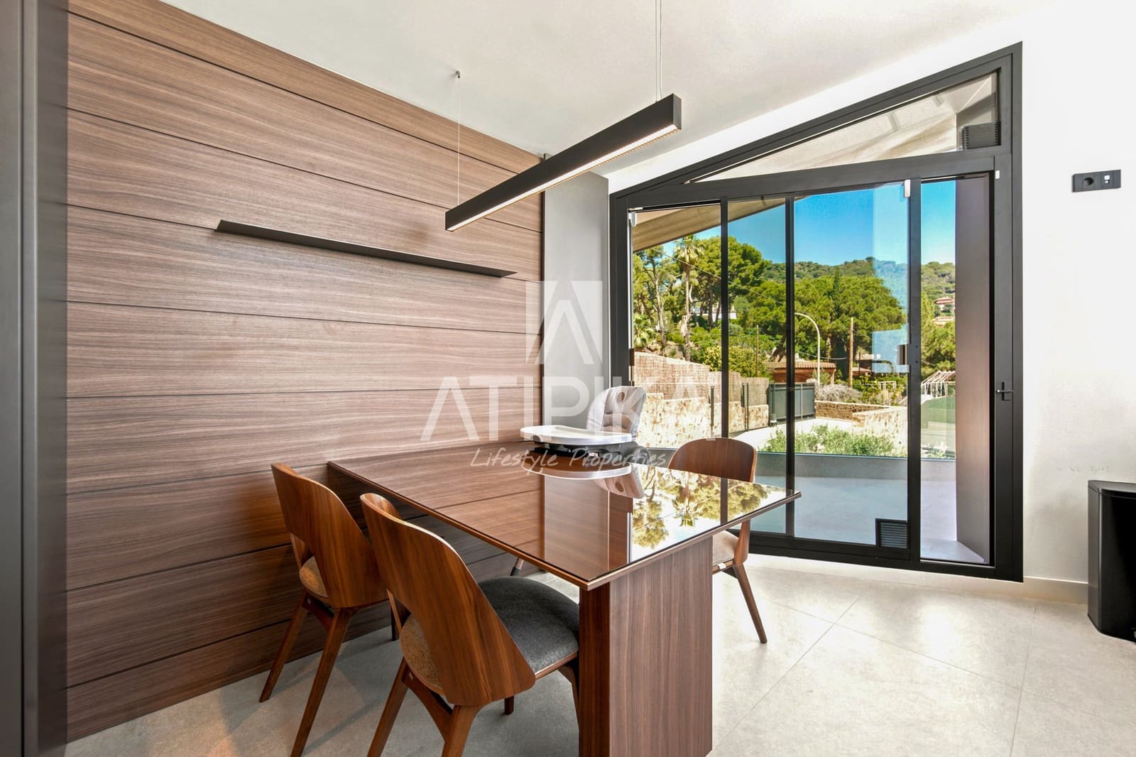 5 sovrum Villa till salu i Premia de Dalt med pool - 2 980 000 € (Ref: 9941315)