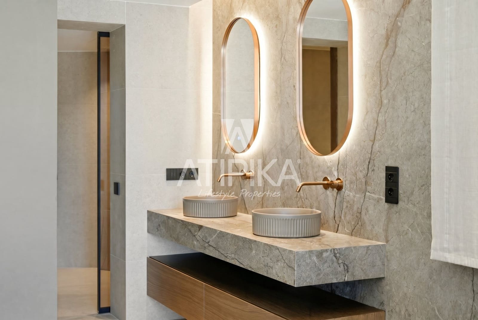 5 sovrum Villa till salu i Premia de Dalt med pool - 2 980 000 € (Ref: 9941315)