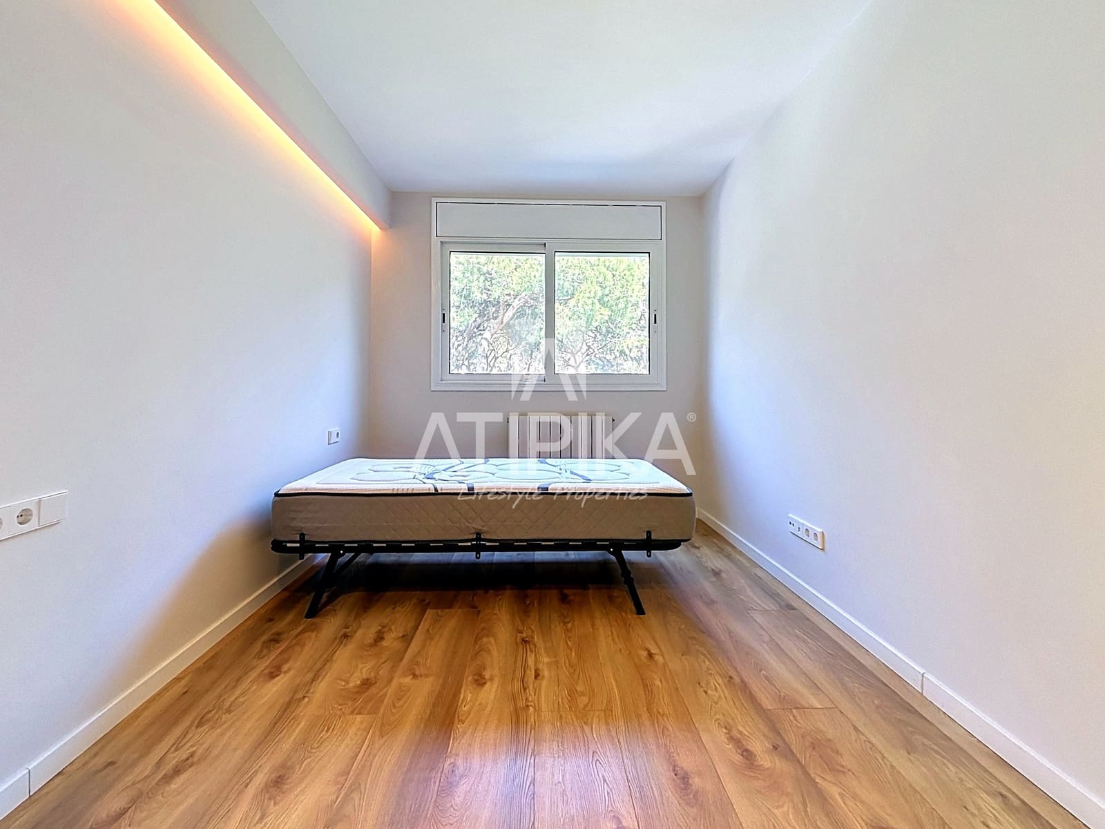4 bedroom Villa for rent in Gava with pool garage - € 6,000 (Ref: 9941316)