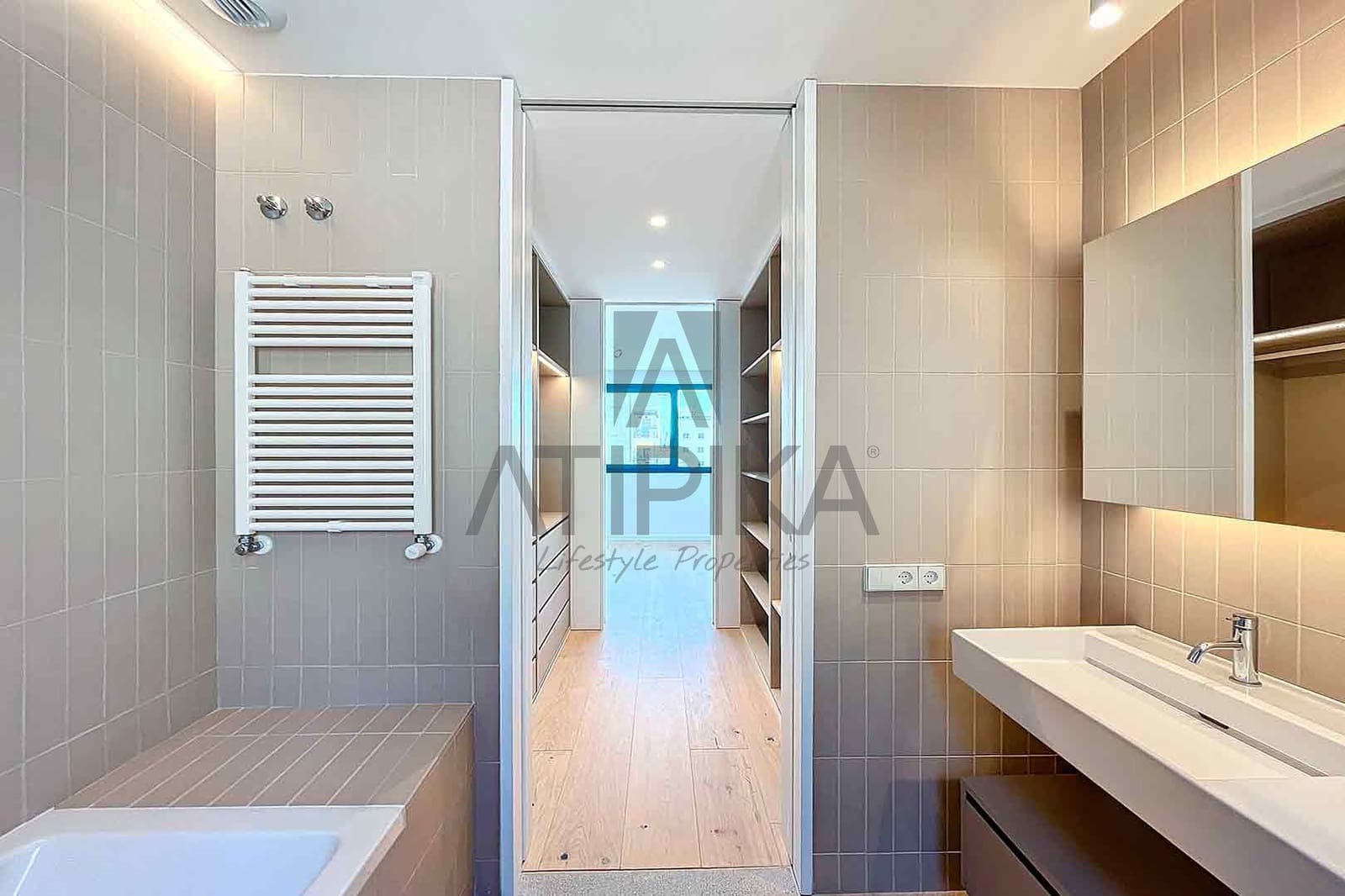 2 sypialnia Penthouse na sprzedaż w Miasto Barcelona - 2 150 000 € (Ref: 9941321)