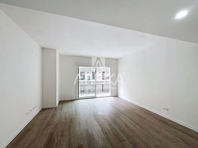 3 soveværelse Lejlighed til salg i Barcelona by - € 580.000 (Ref: 9941327)