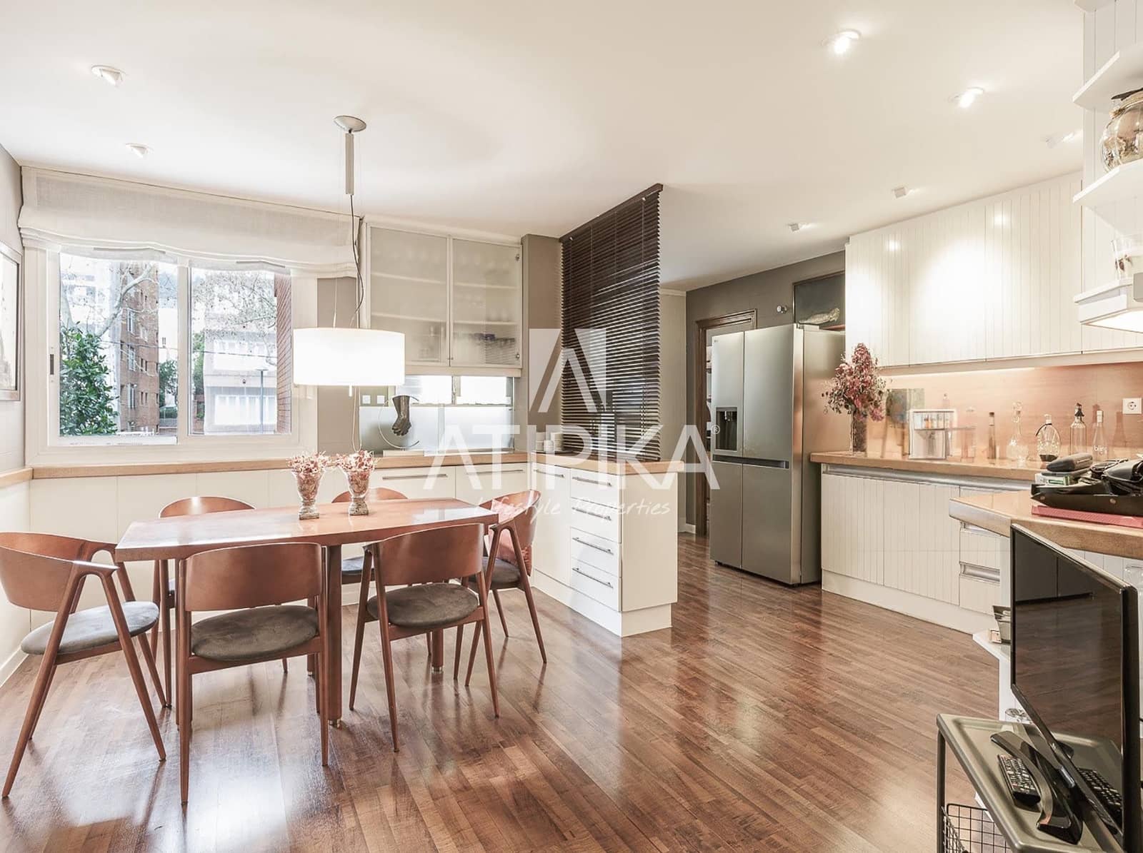 5 Zimmer Apartment zu verkaufen in Barcelona Stadt mit Pool - 2.280.000 € (Ref: 9941329)