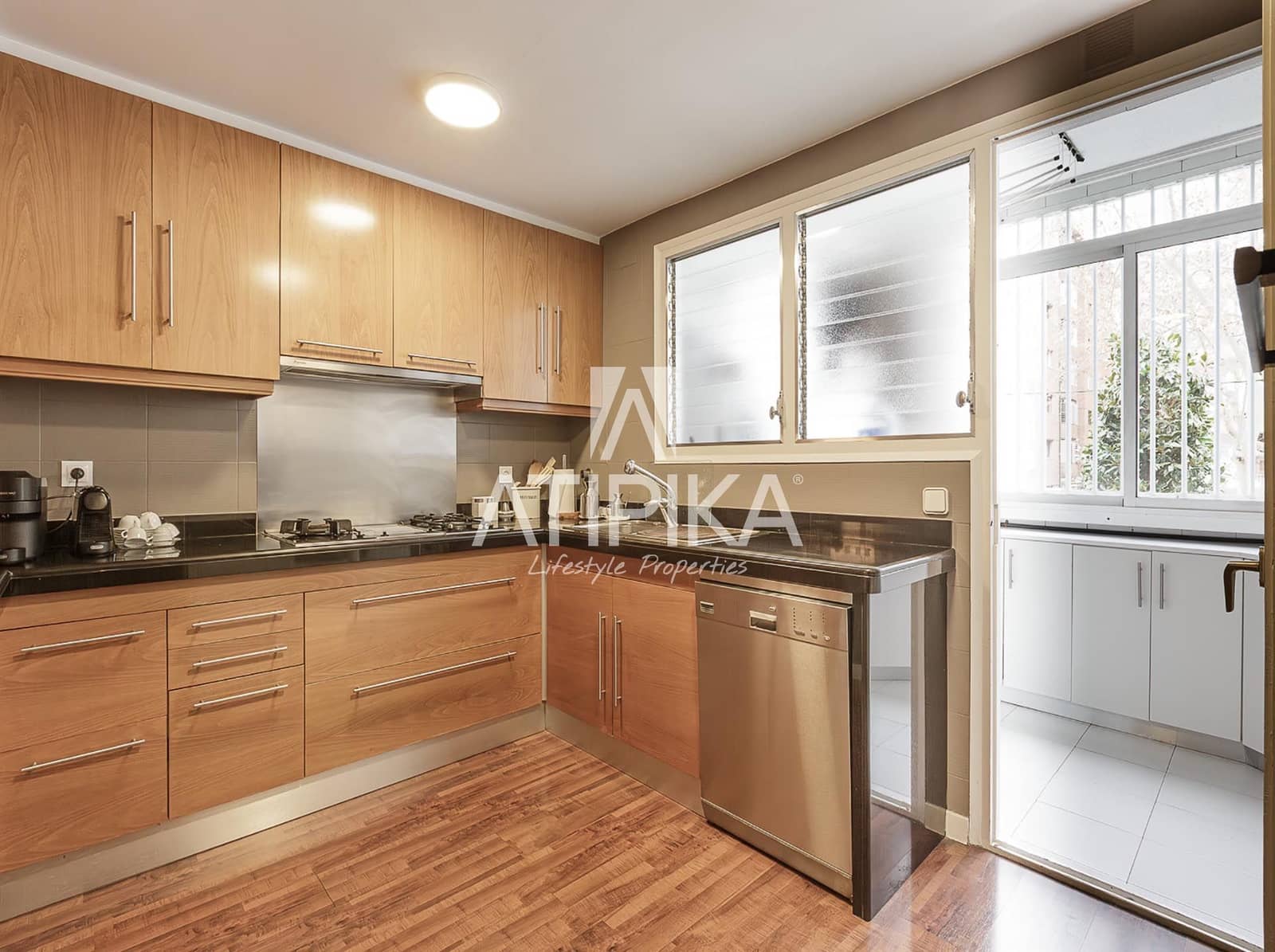 5 Zimmer Apartment zu verkaufen in Barcelona Stadt mit Pool - 2.280.000 € (Ref: 9941329)