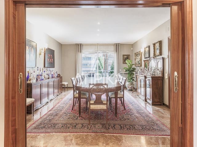 5 Zimmer Apartment zu verkaufen in Barcelona Stadt mit Pool - 2.280.000 € (Ref: 9941329)