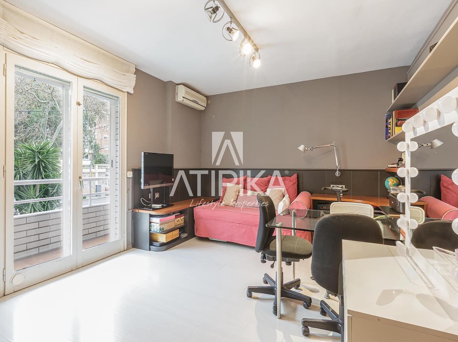 5 Zimmer Apartment zu verkaufen in Barcelona Stadt mit Pool - 2.280.000 € (Ref: 9941329)