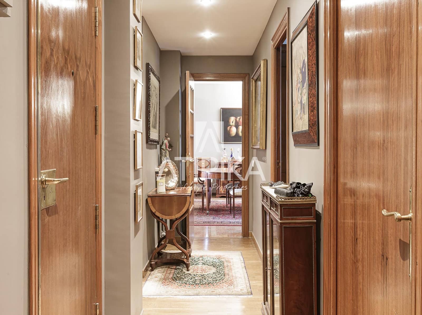 5 Zimmer Apartment zu verkaufen in Barcelona Stadt mit Pool - 2.280.000 € (Ref: 9941329)
