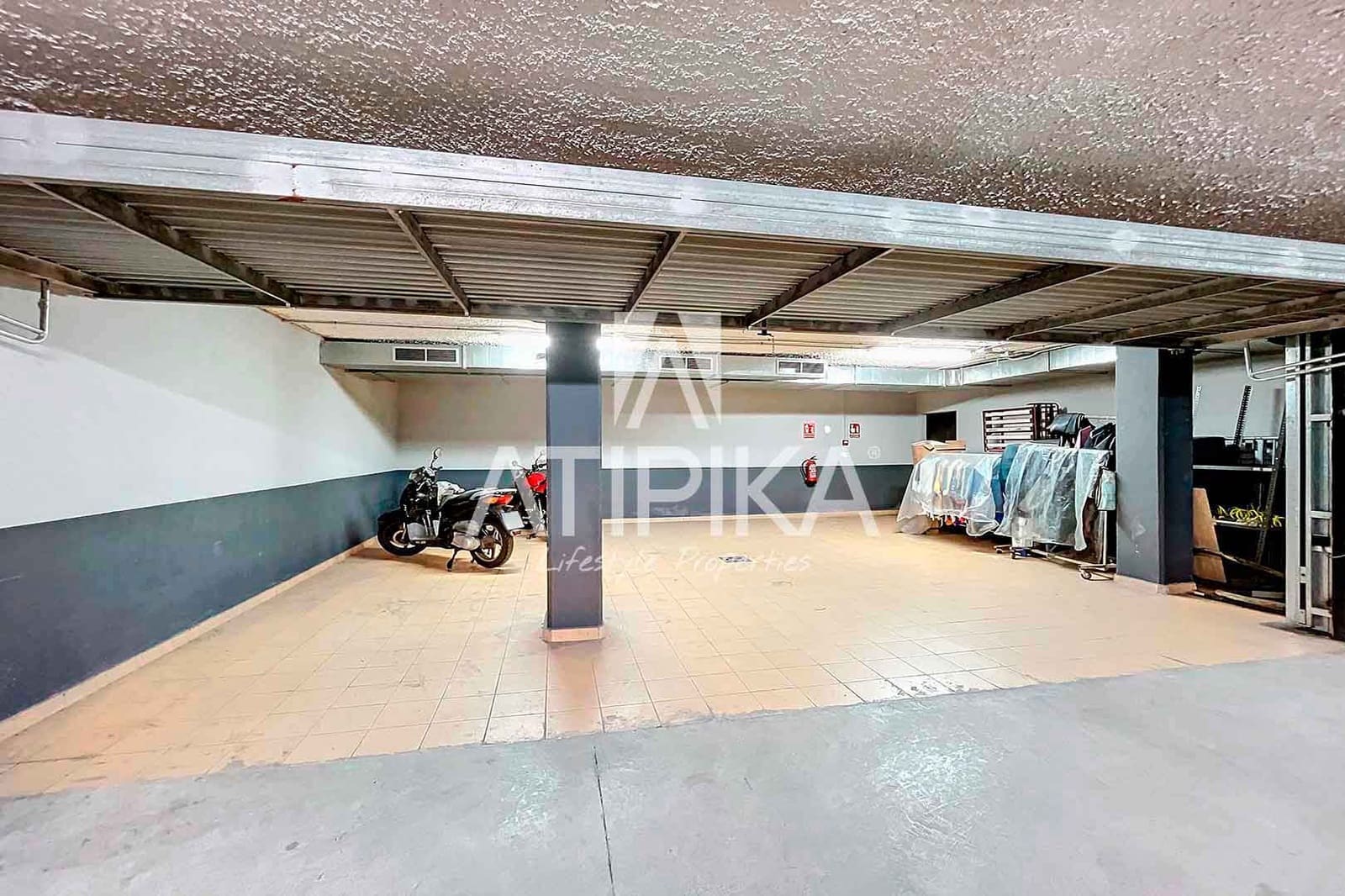 4 Zimmer Villa zu verkaufen in Barcelona Stadt - 1.840.000 € (Ref: 9941330)