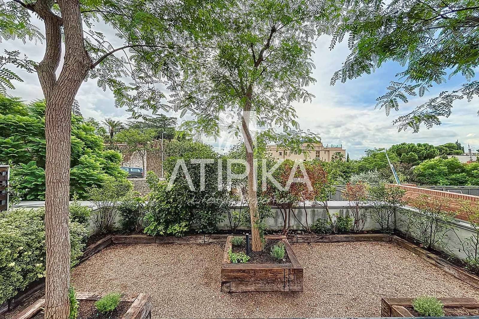 4 Zimmer Villa zu verkaufen in Barcelona Stadt - 1.840.000 € (Ref: 9941330)