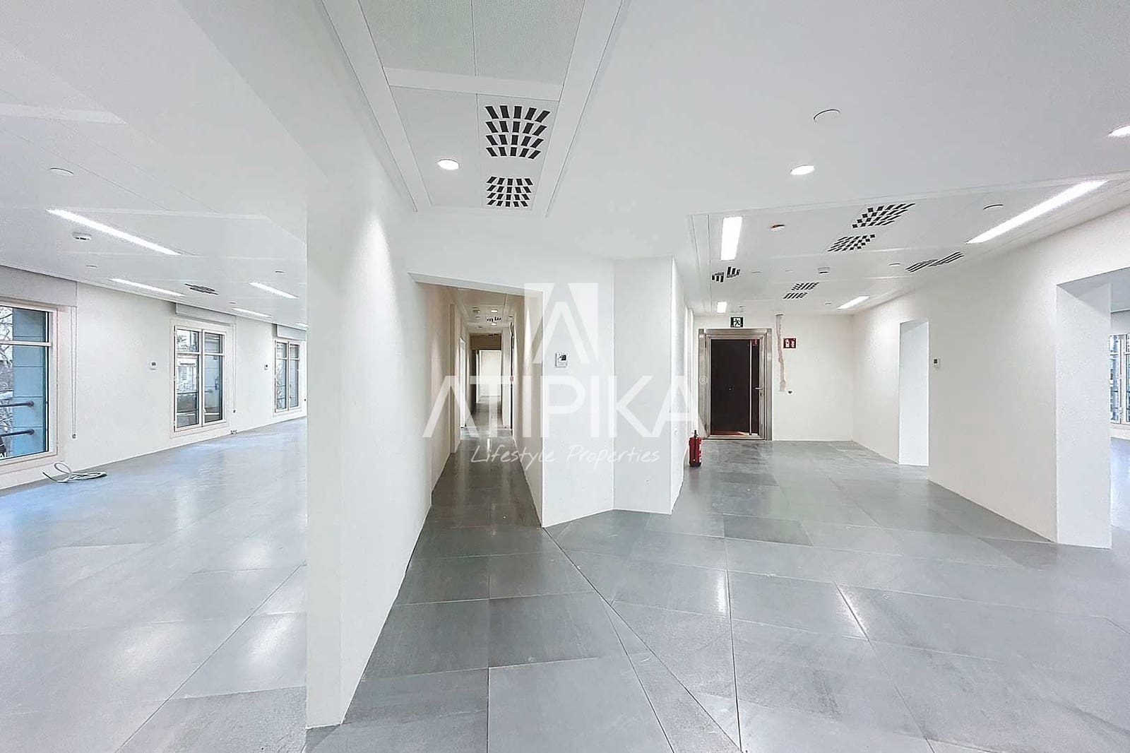 5 slaapkamer Kantoor te huur in Barcelona stad - € 13.130 (Ref: 9941338)