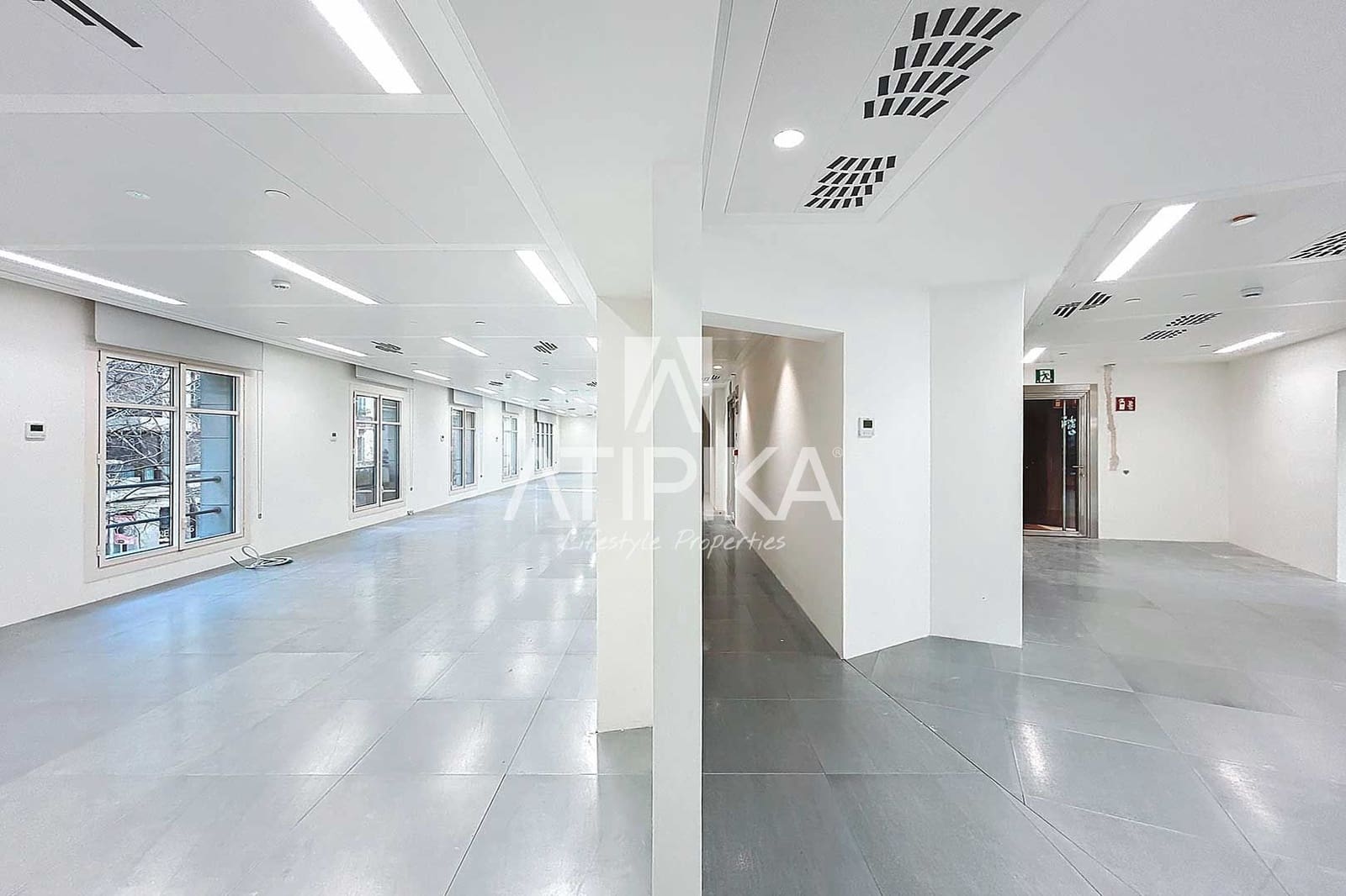 5 slaapkamer Kantoor te huur in Barcelona stad - € 13.130 (Ref: 9941338)