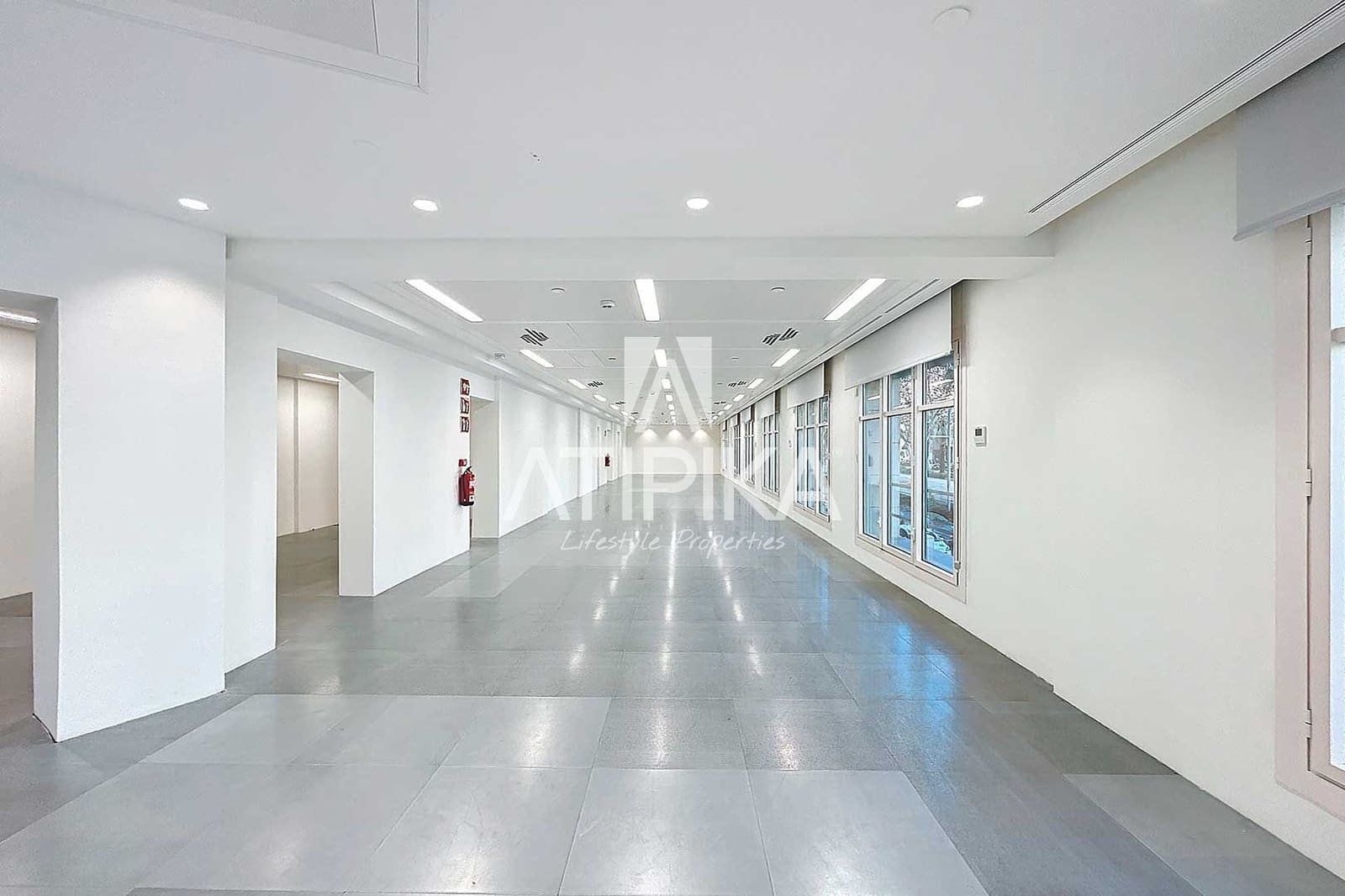 5 slaapkamer Kantoor te huur in Barcelona stad - € 13.130 (Ref: 9941338)
